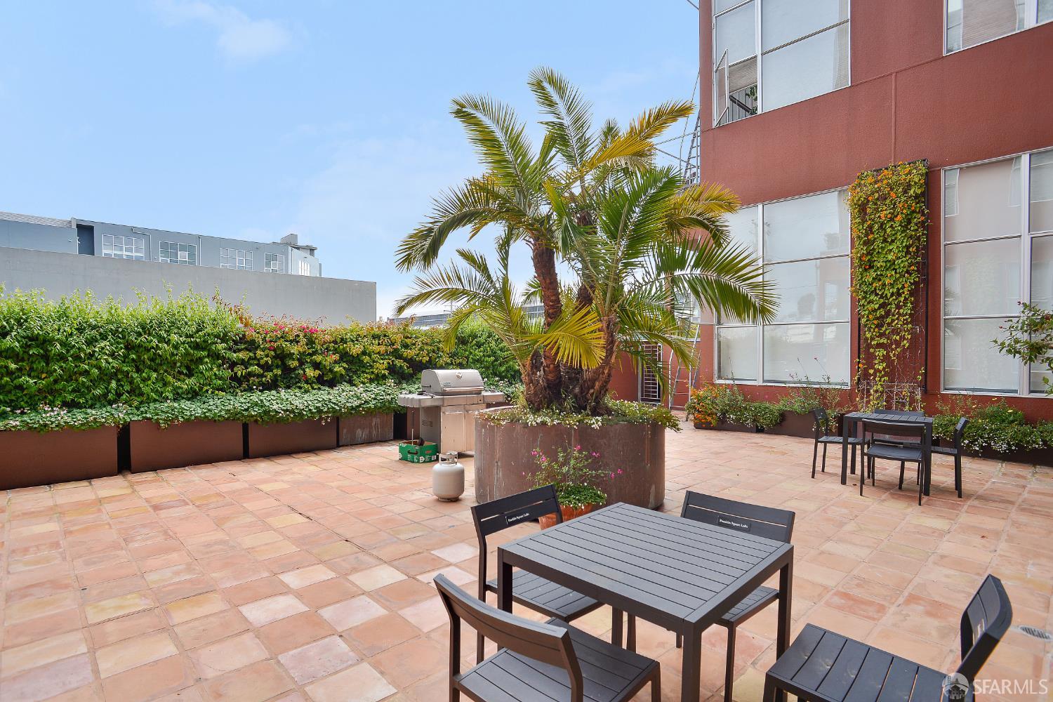 1800 Bryant Street # 101