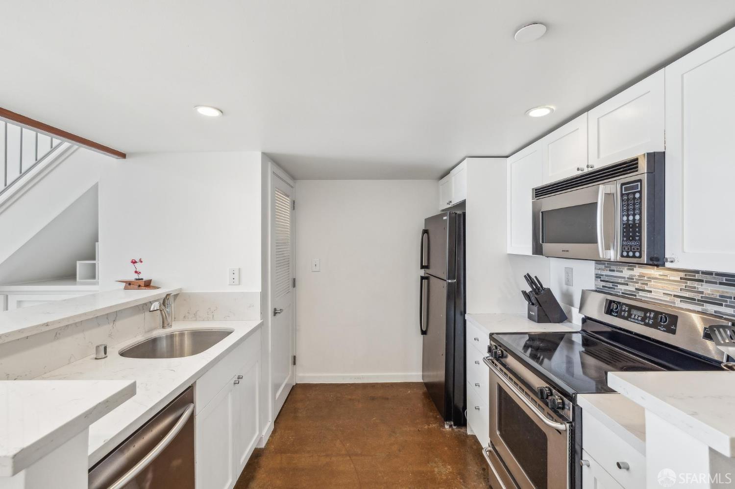 1800 Bryant Street # 101