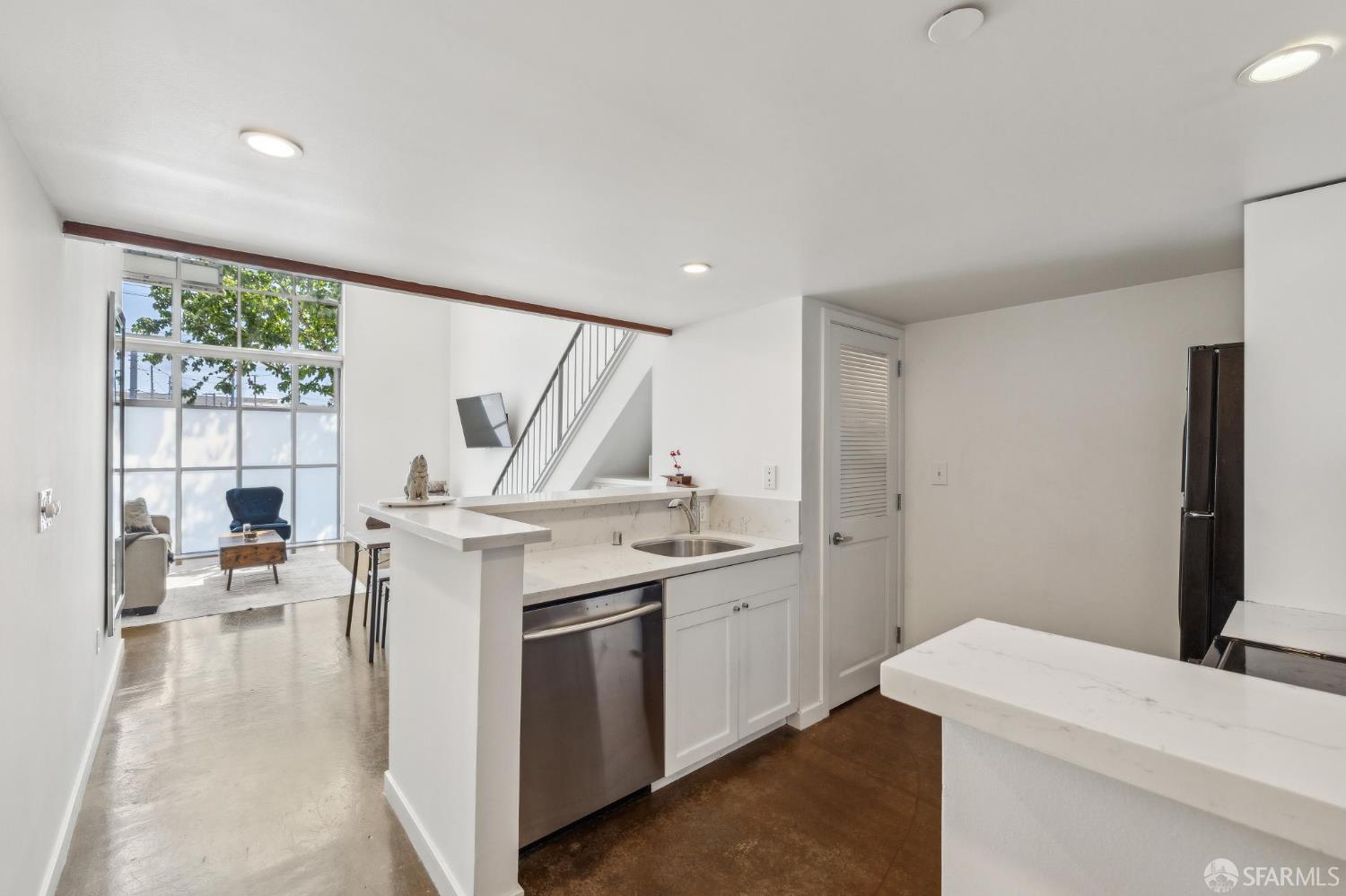 1800 Bryant Street # 101