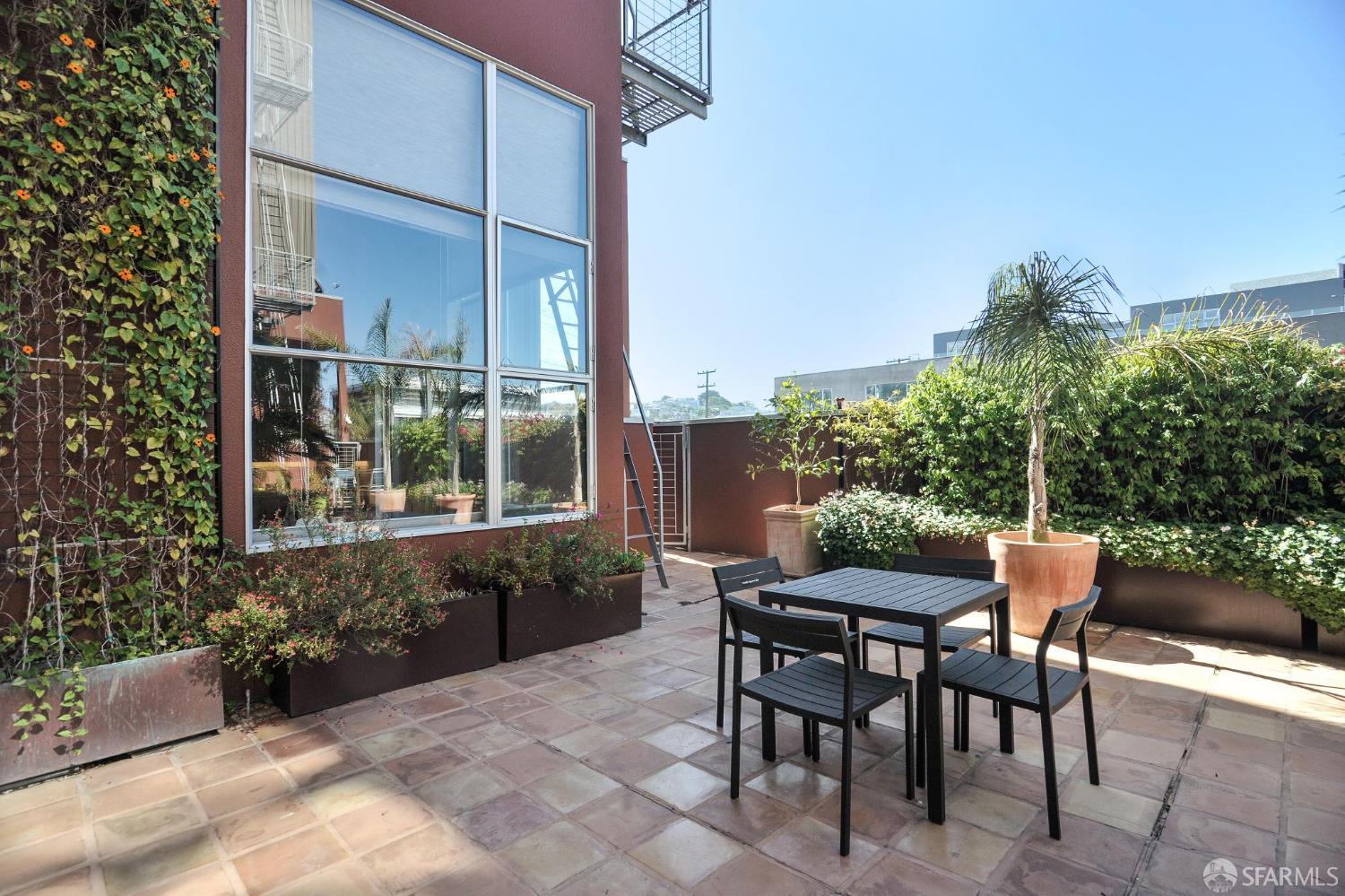 1800 Bryant Street # 101