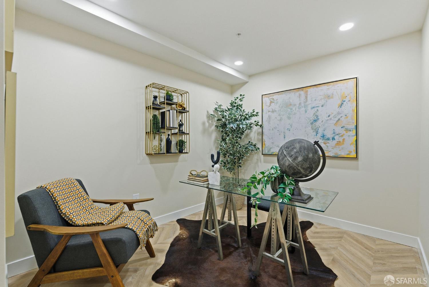 81 Frank Norris Street # 201