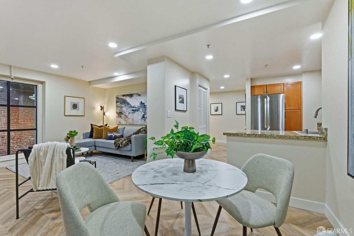 81 Frank Norris Street # 201