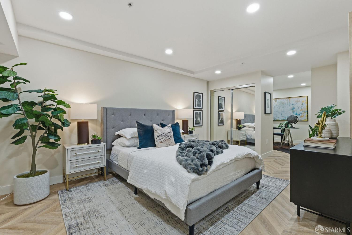 81 Frank Norris Street # 201