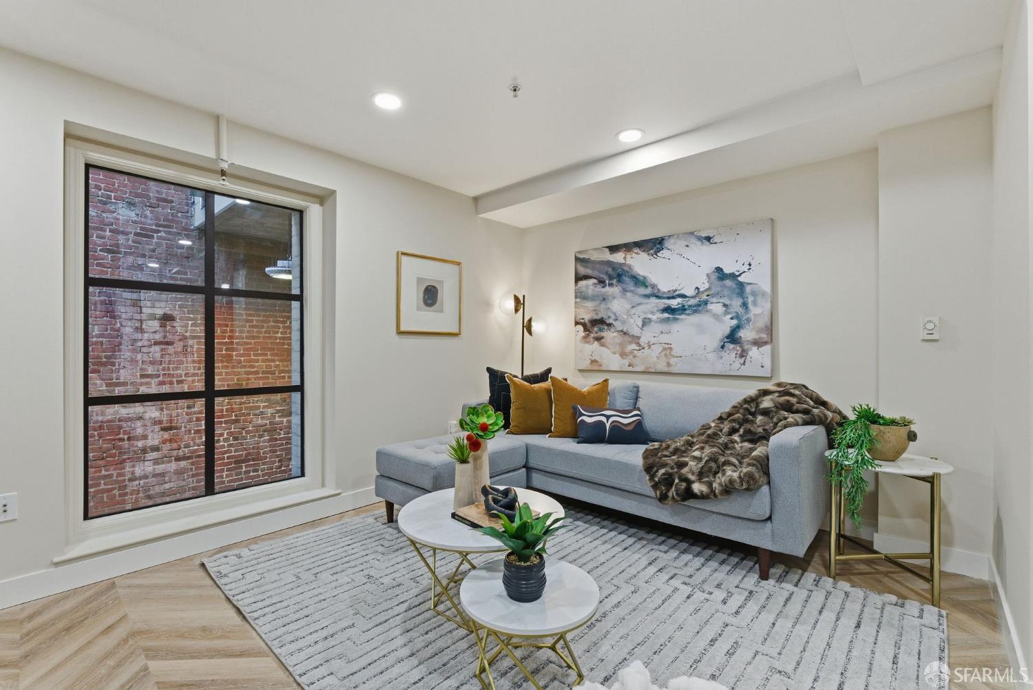 81 Frank Norris Street # 201