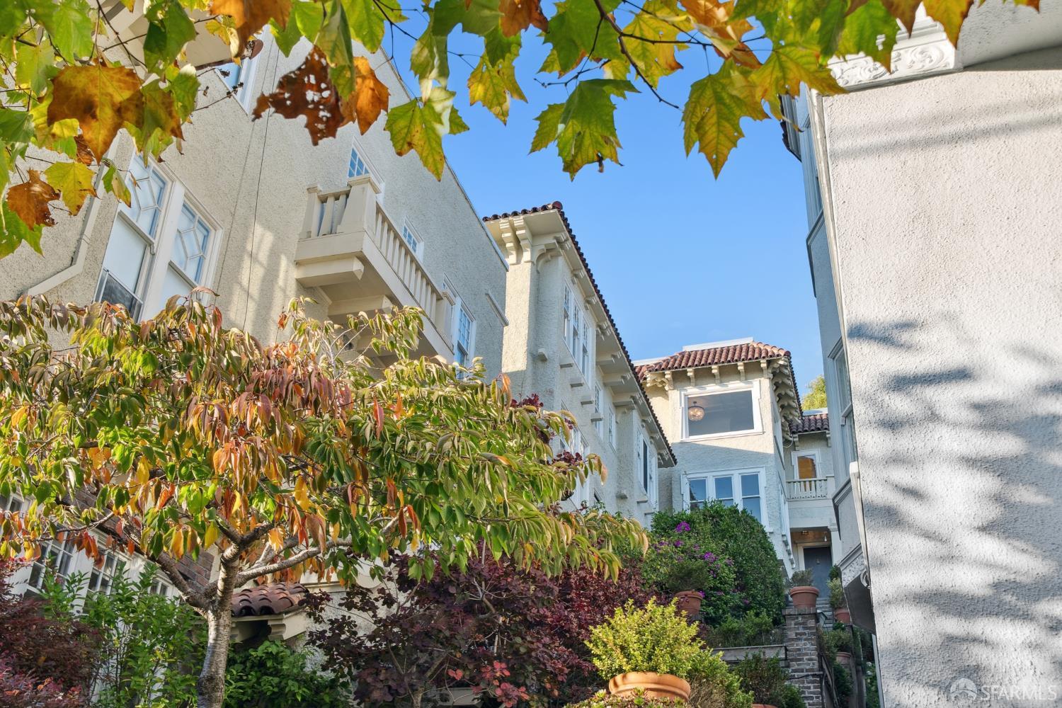 2888 Jackson Street