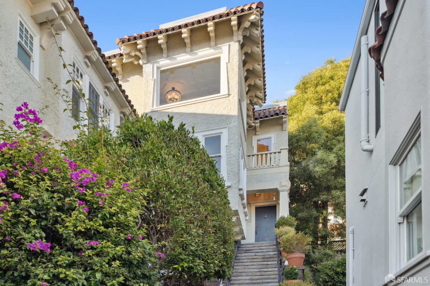 2888 Jackson Street