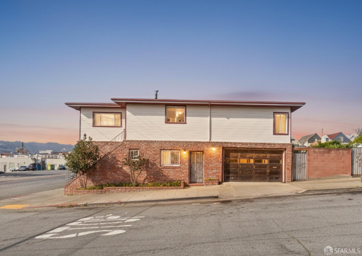 66 Williams Avenue