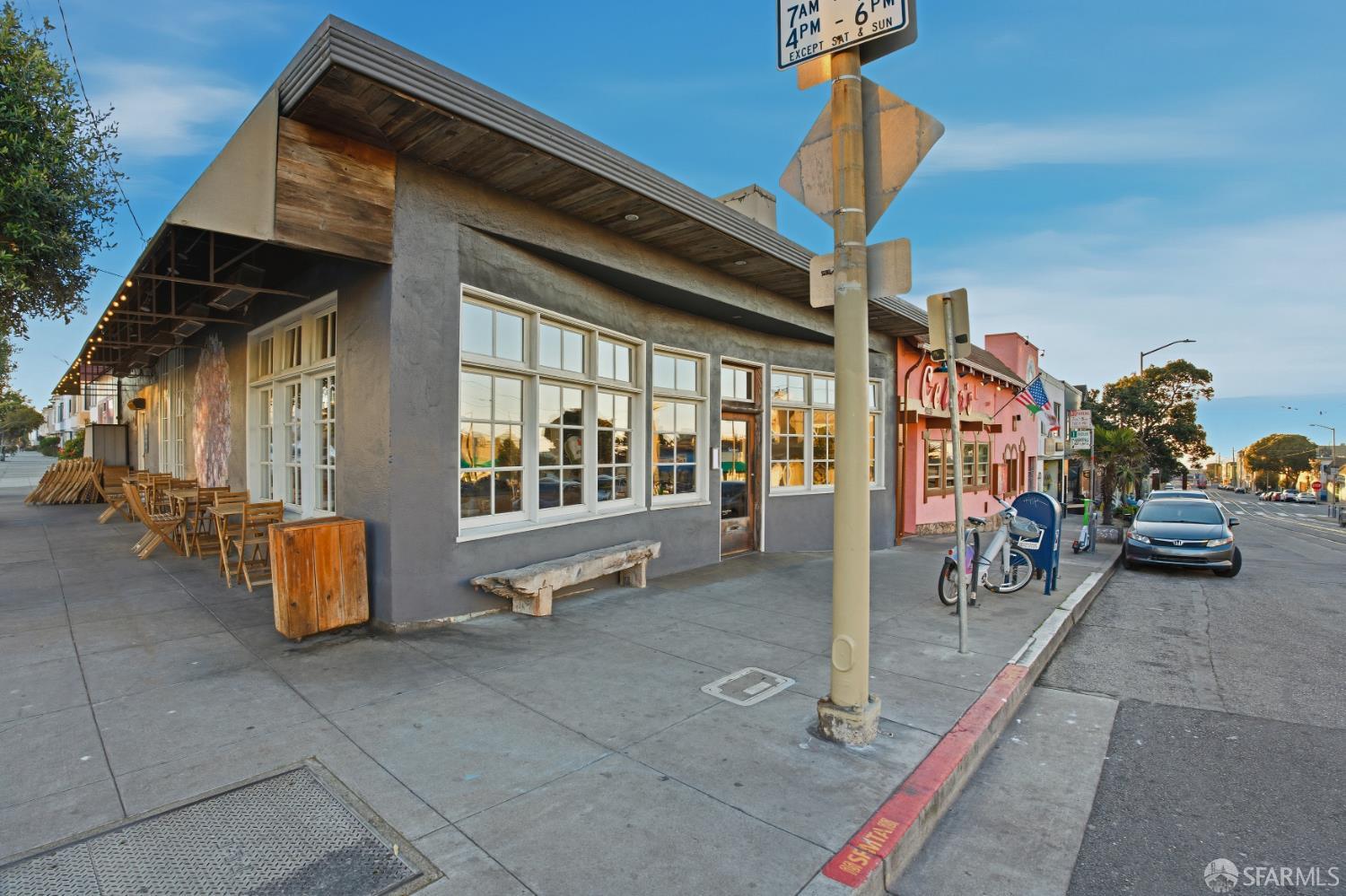 3945 Judah Street # 102