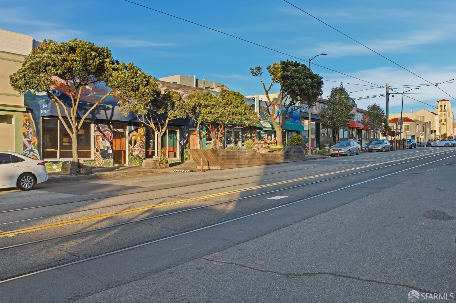 3945 Judah Street # 102