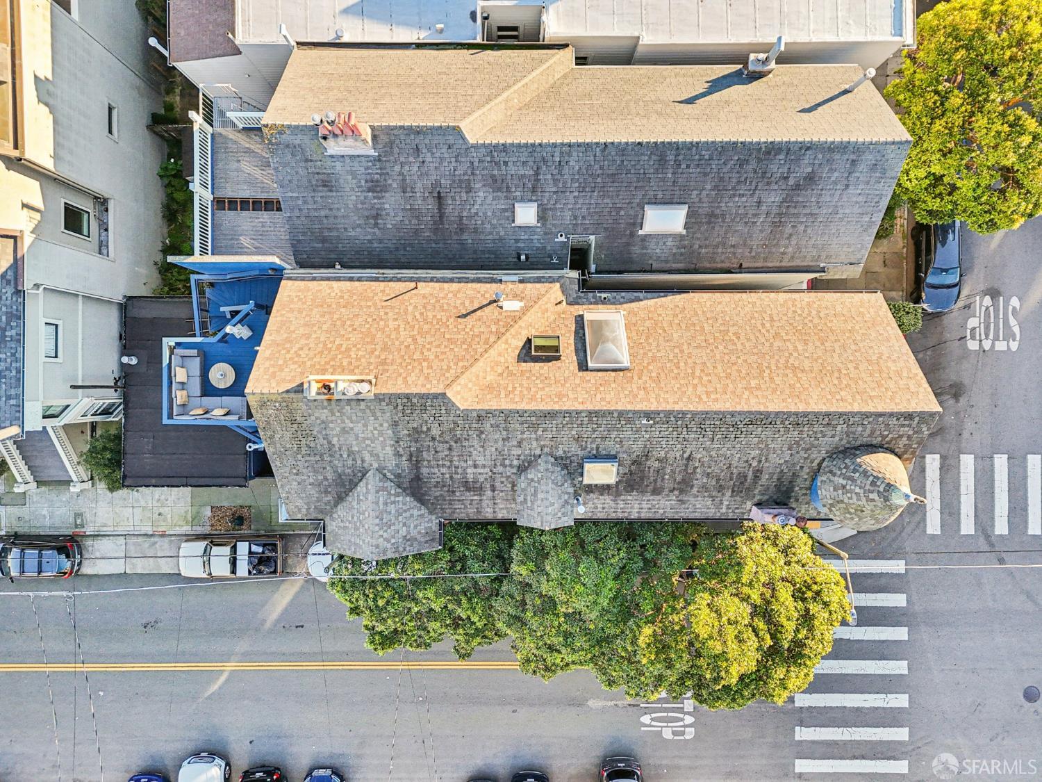 560 Lyon Street
