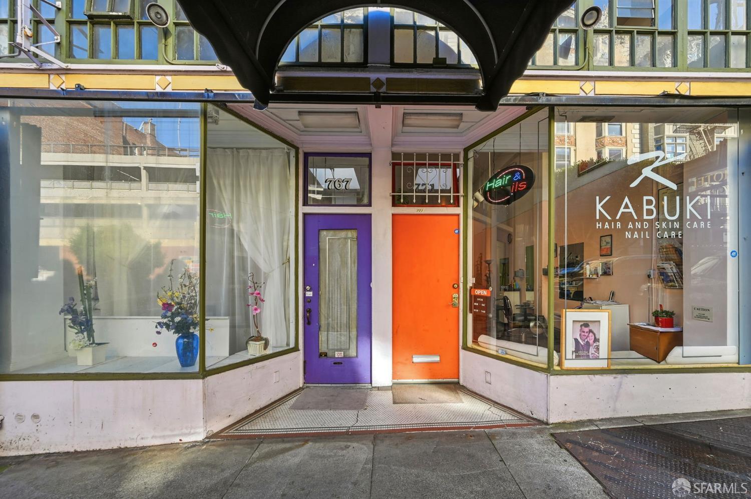 767 Bush Street