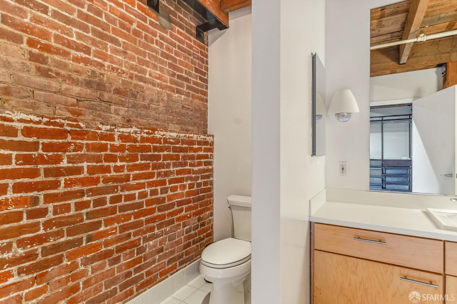 650 Delancey Street # 108