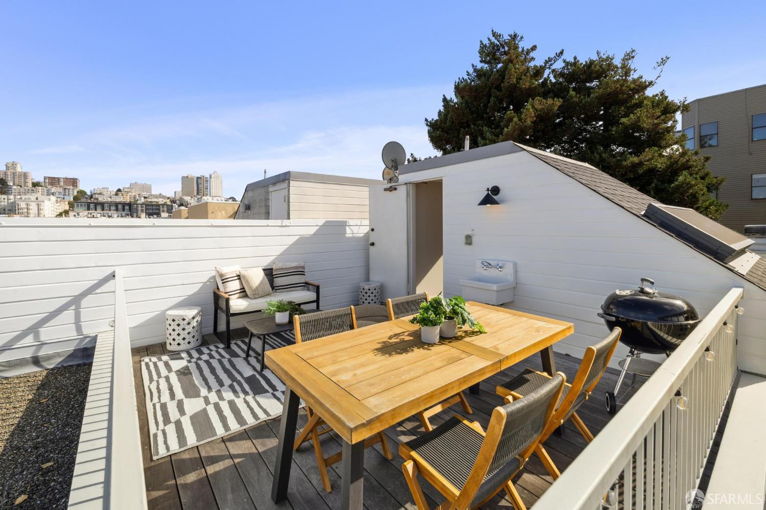 1755 Filbert Street # 1K