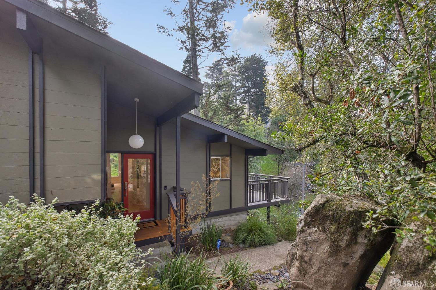 6340 Melville Drive