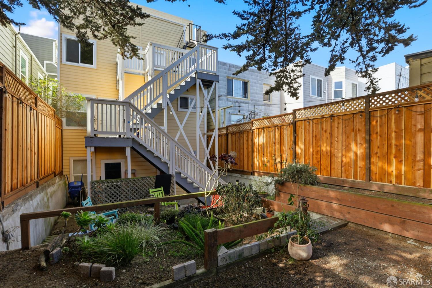 456-458 11th Avenue