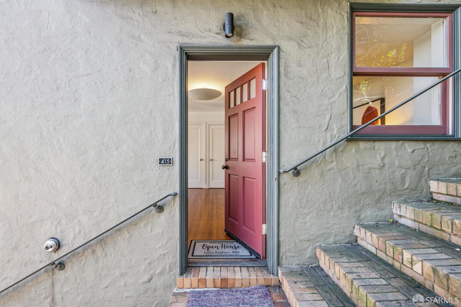 415 Carl Street