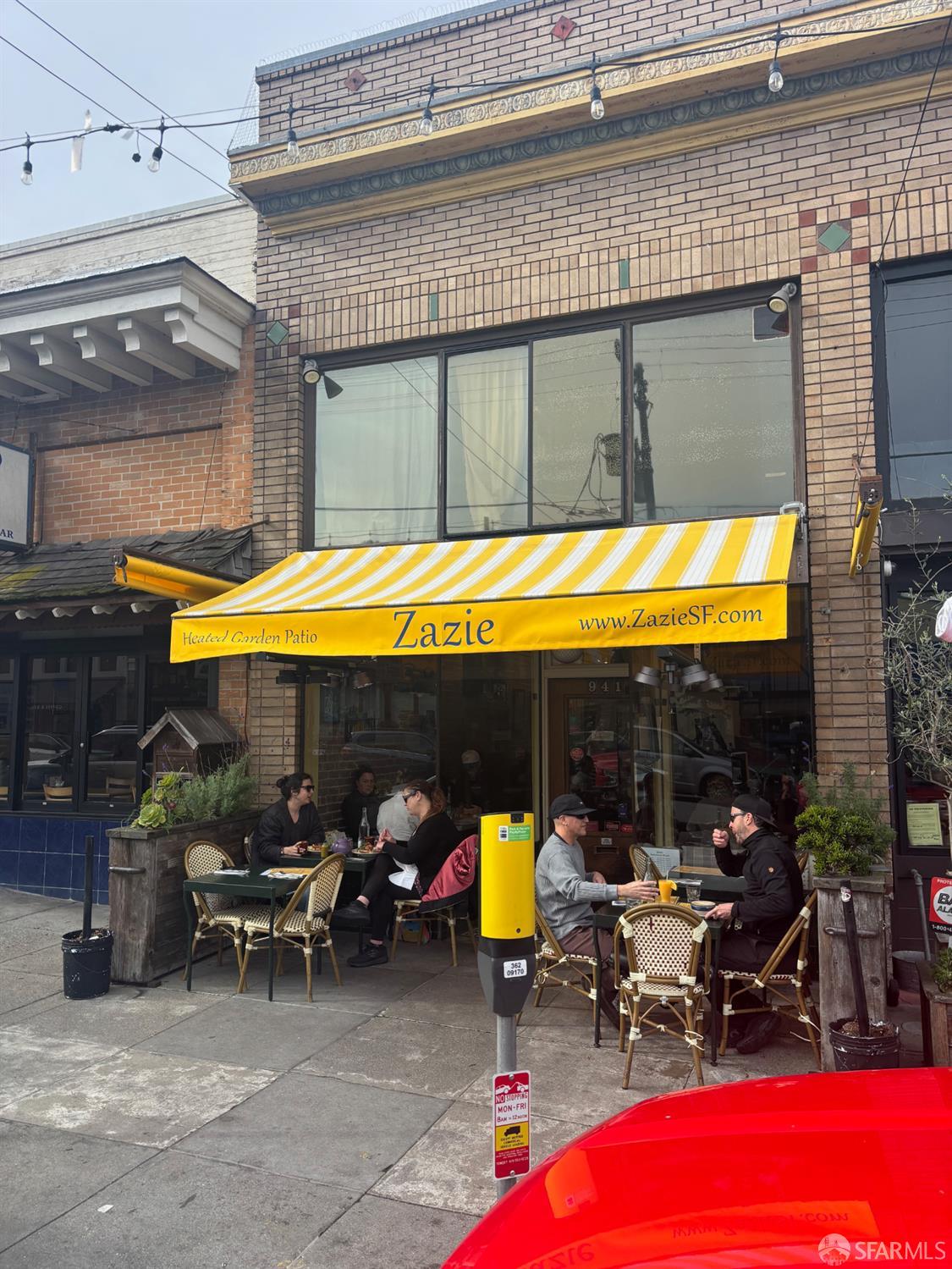 415 Carl Street
