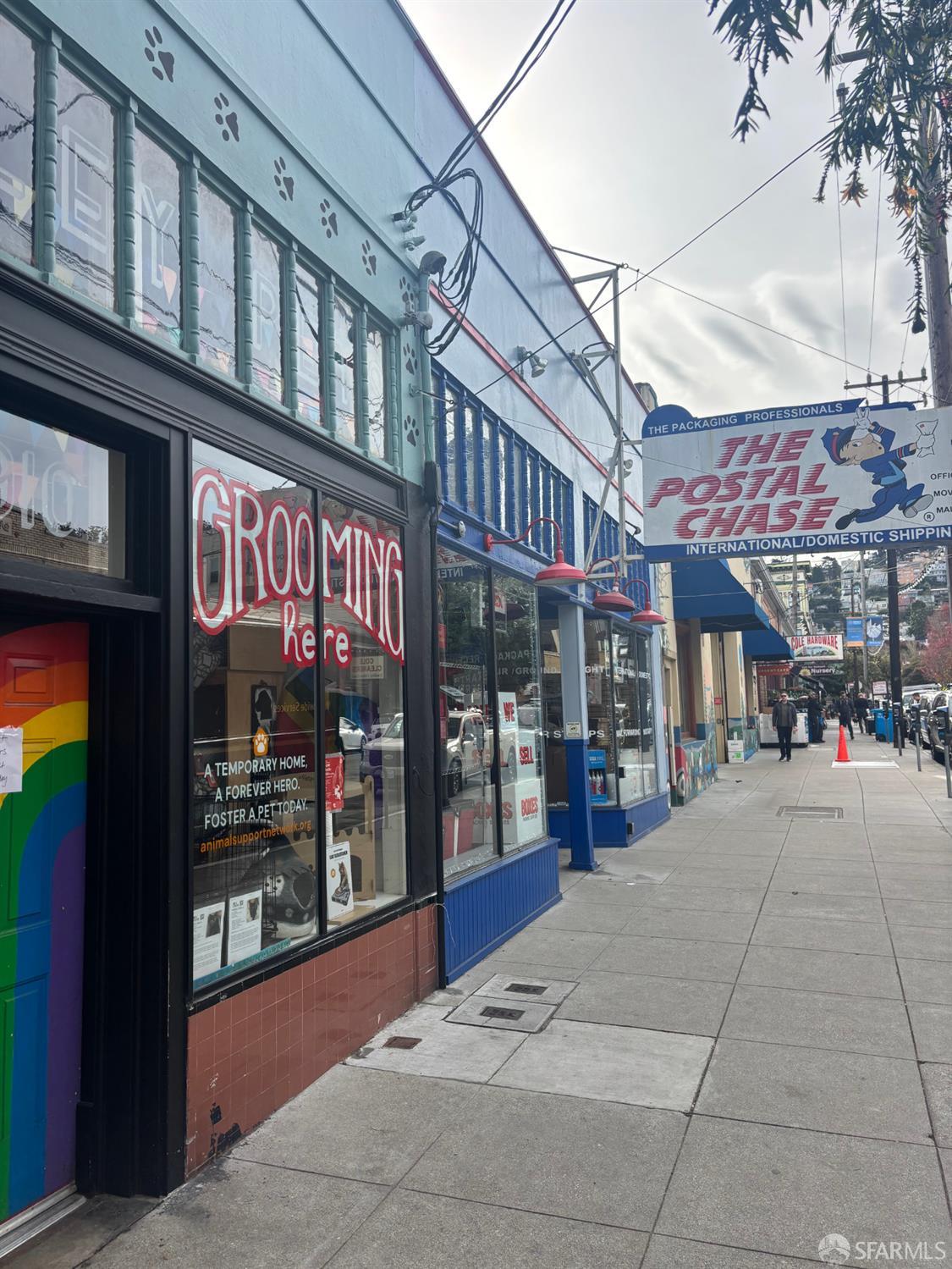 415 Carl Street