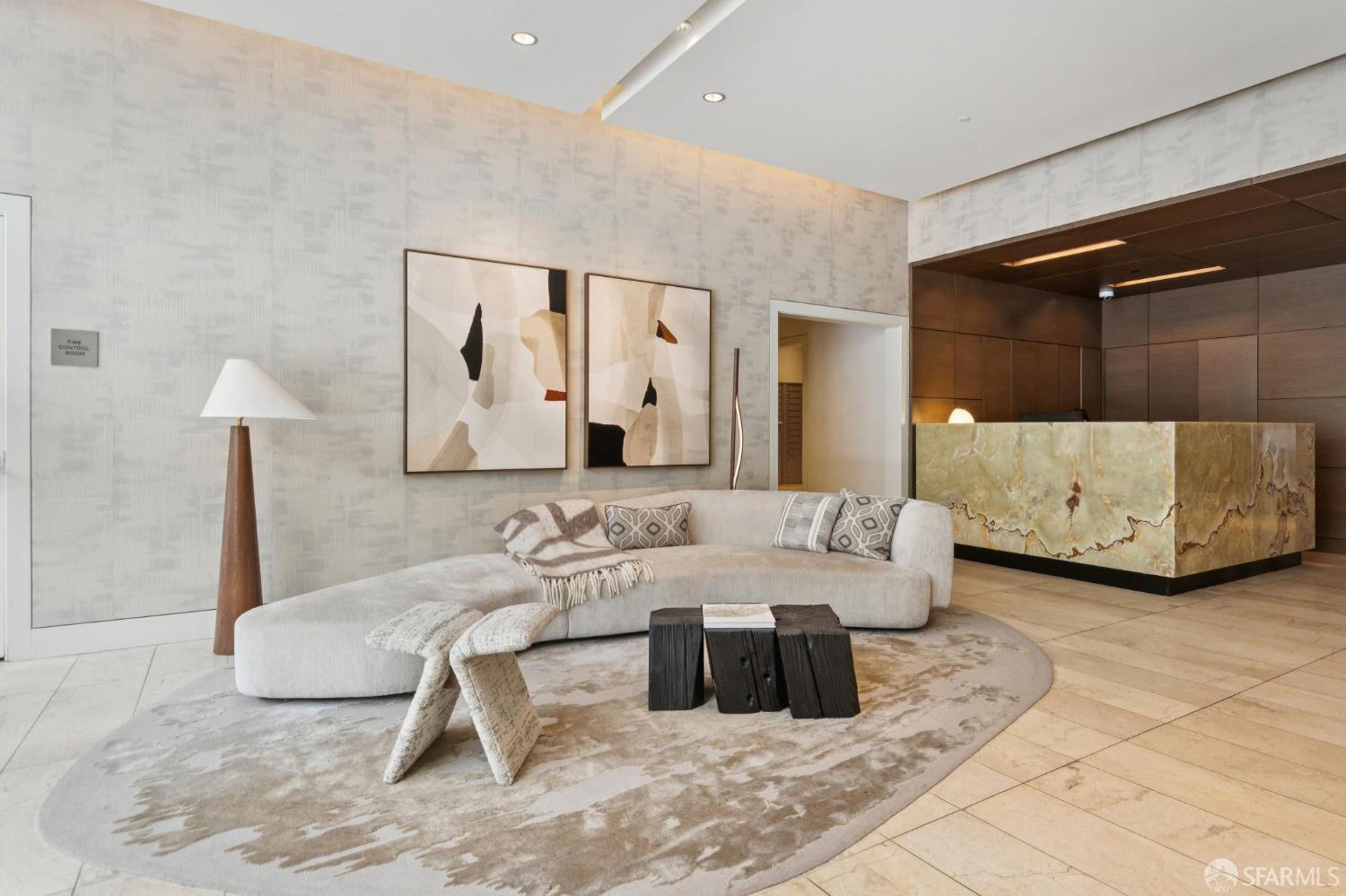 1 Hawthorne Street # 23D