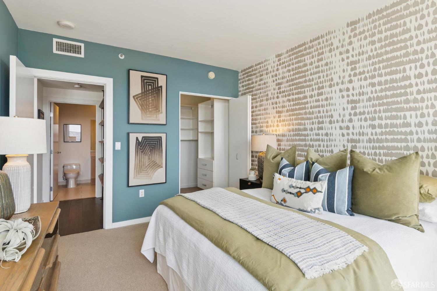 1 Hawthorne Street # 23D