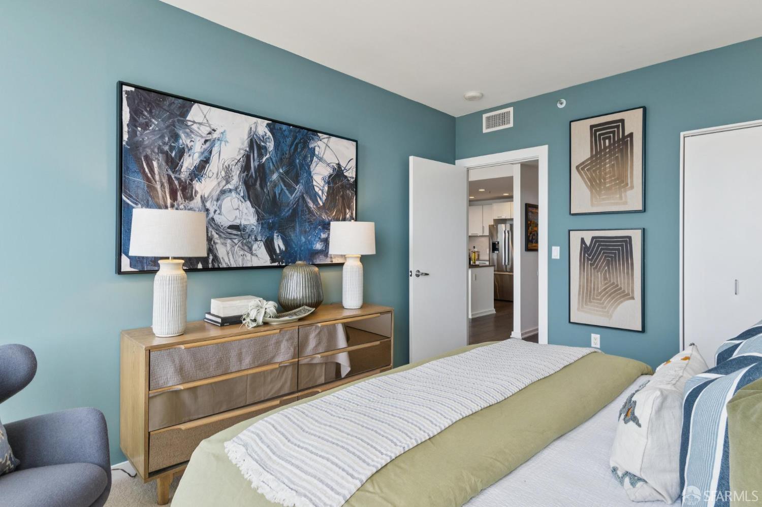 1 Hawthorne Street # 23D