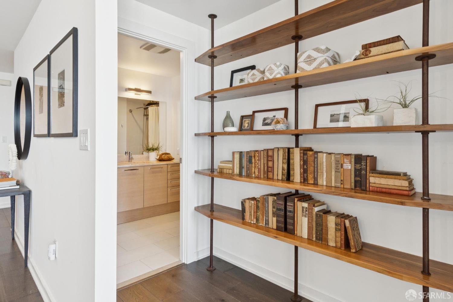 1 Hawthorne Street # 23D