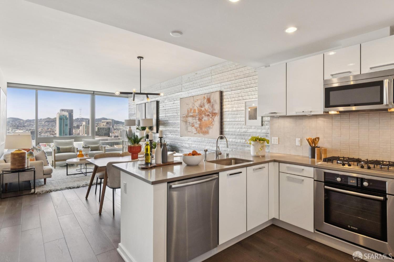 1 Hawthorne Street # 23D