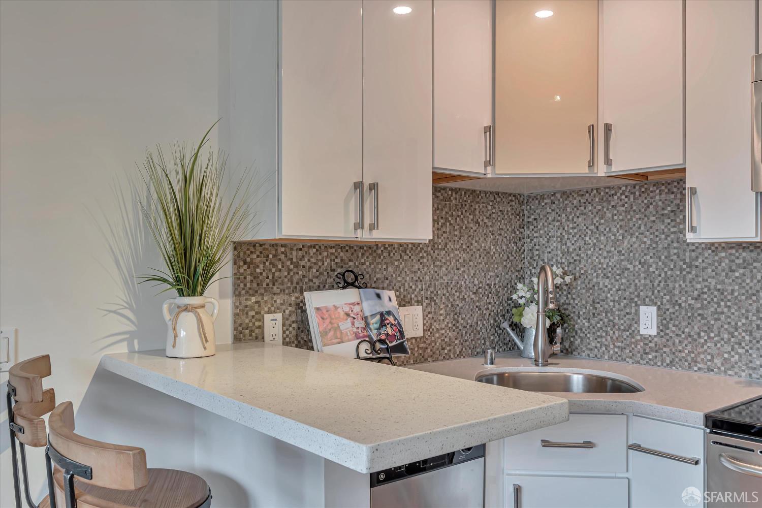 226 27th Street # 10