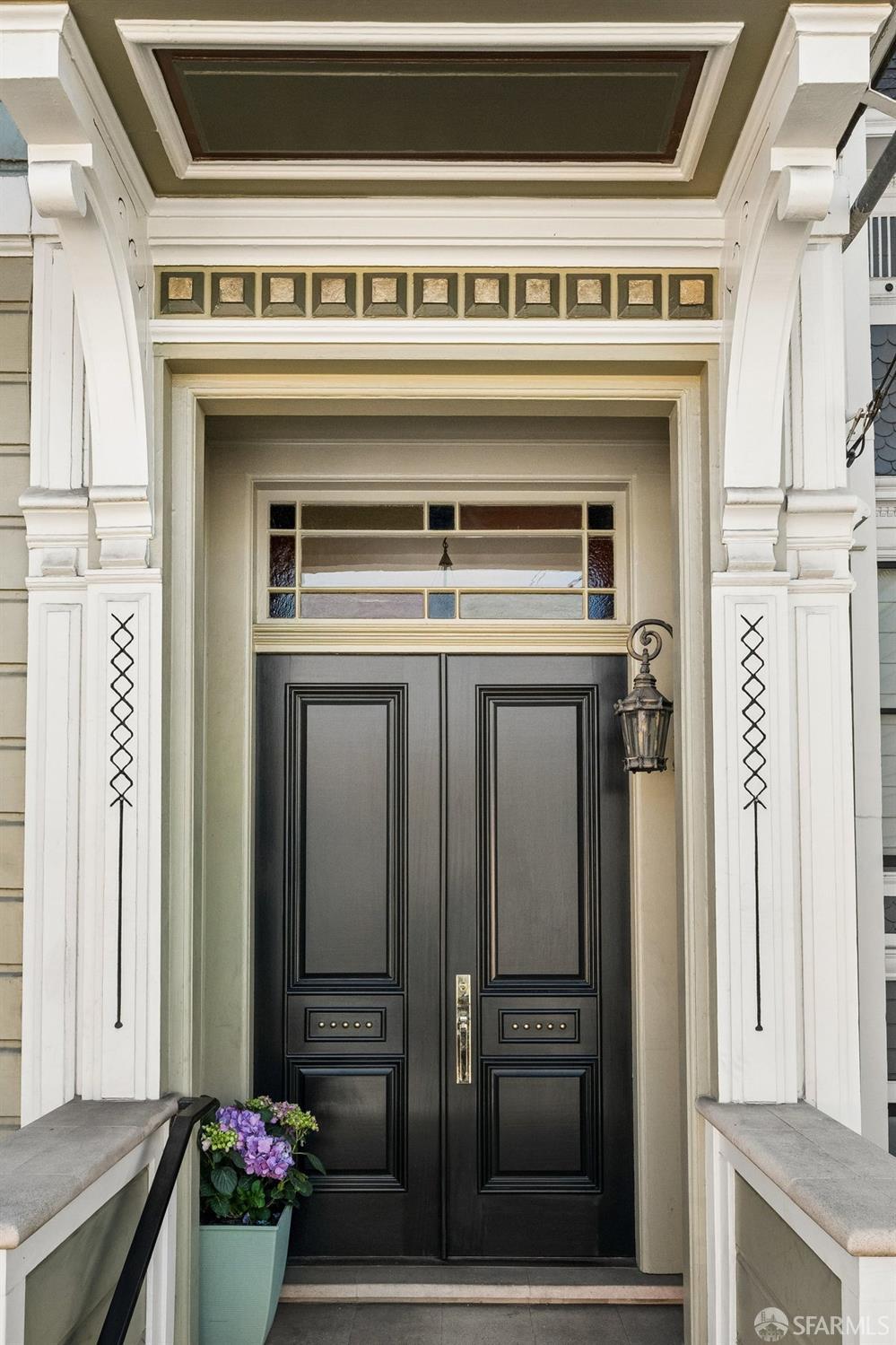80 Diamond Street
