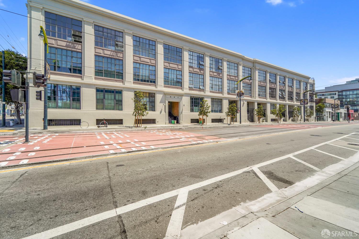 601 4th Street # 106
