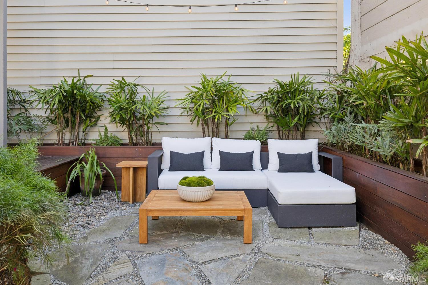 814 Hampshire Street