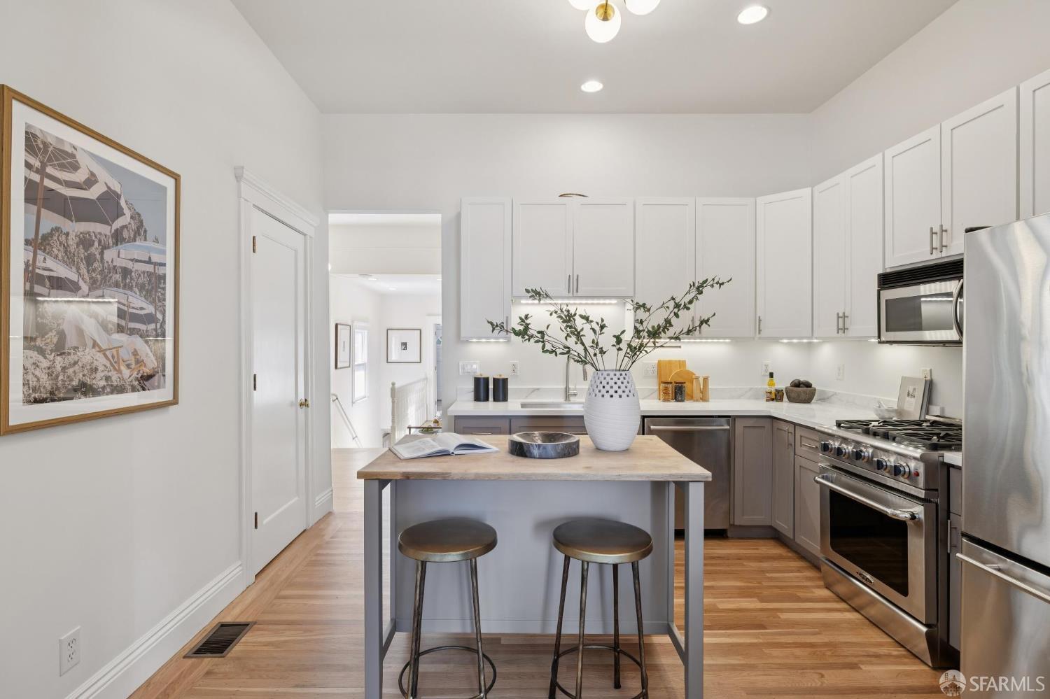 814 Hampshire Street