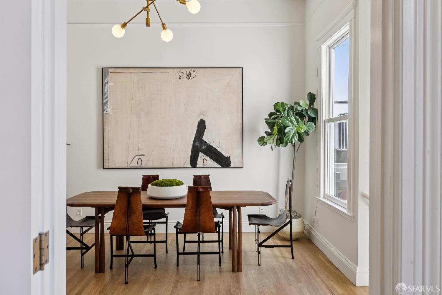 814 Hampshire Street