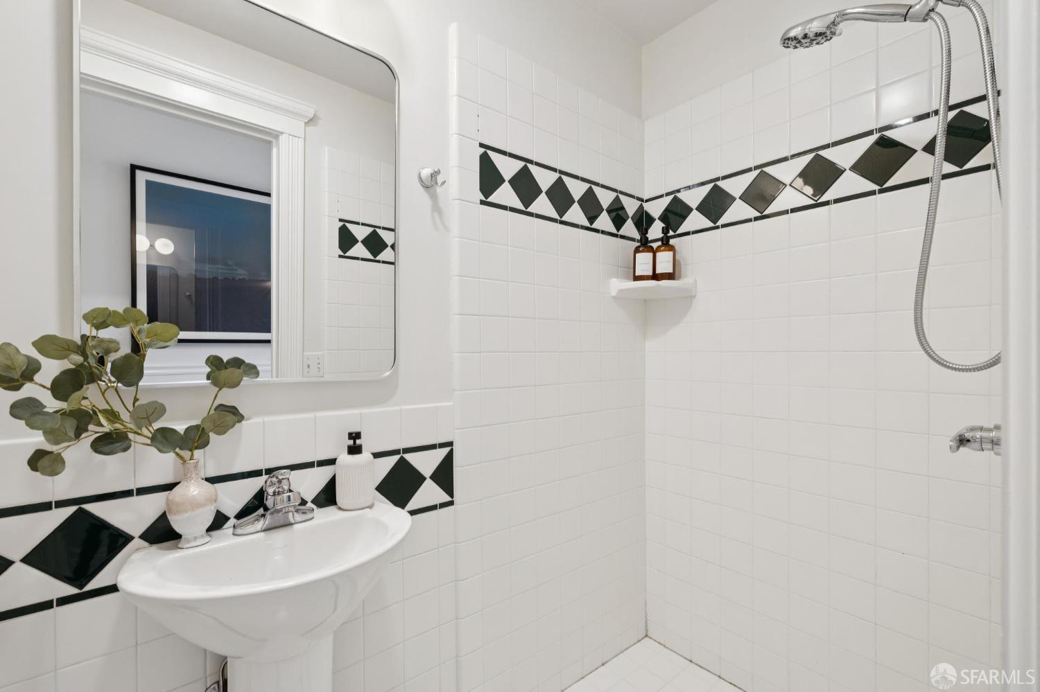 814 Hampshire Street