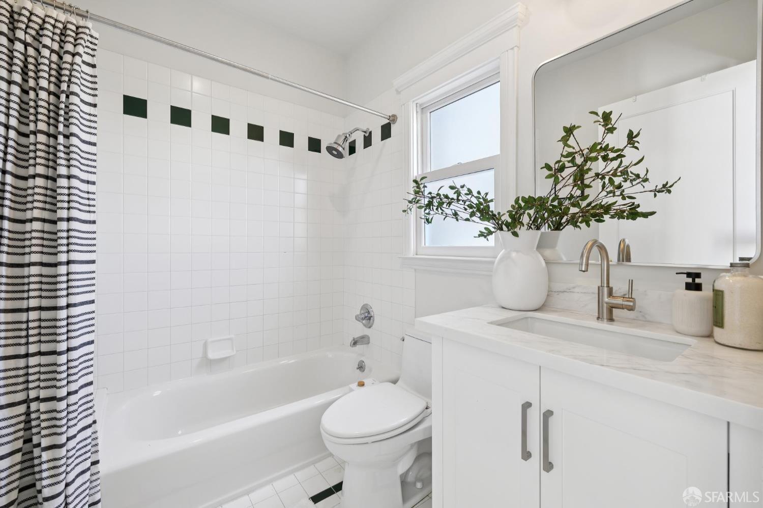 814 Hampshire Street