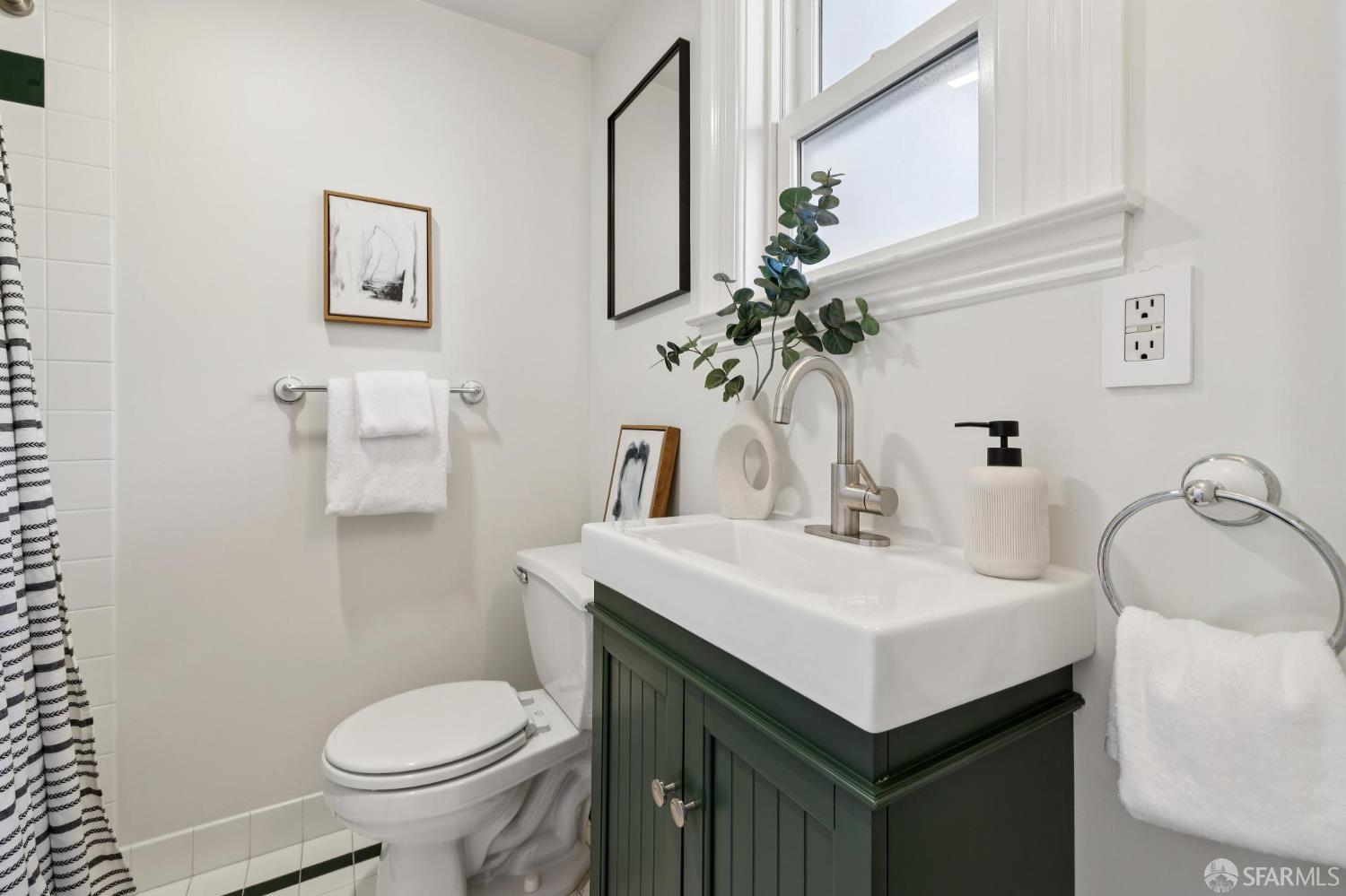 814 Hampshire Street