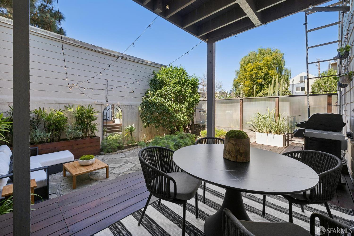 814 Hampshire Street