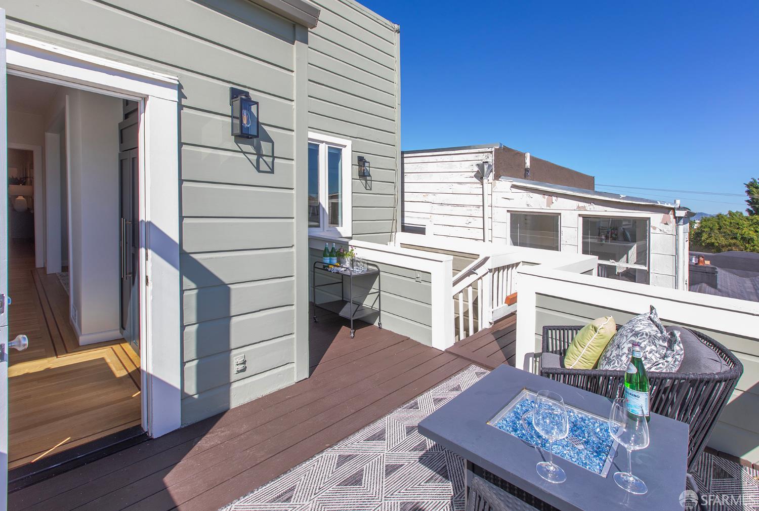 3036 Pierce Street