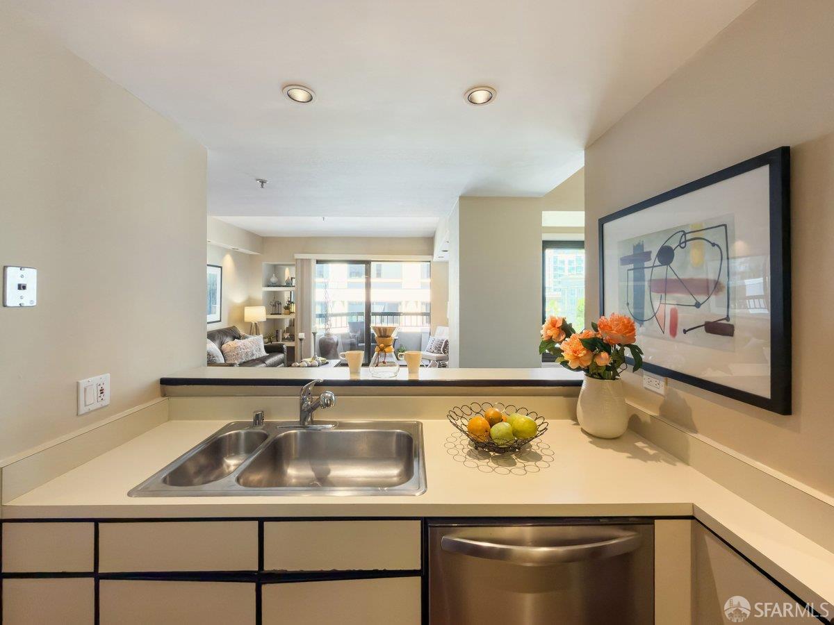 601 Van Ness Avenue # 411