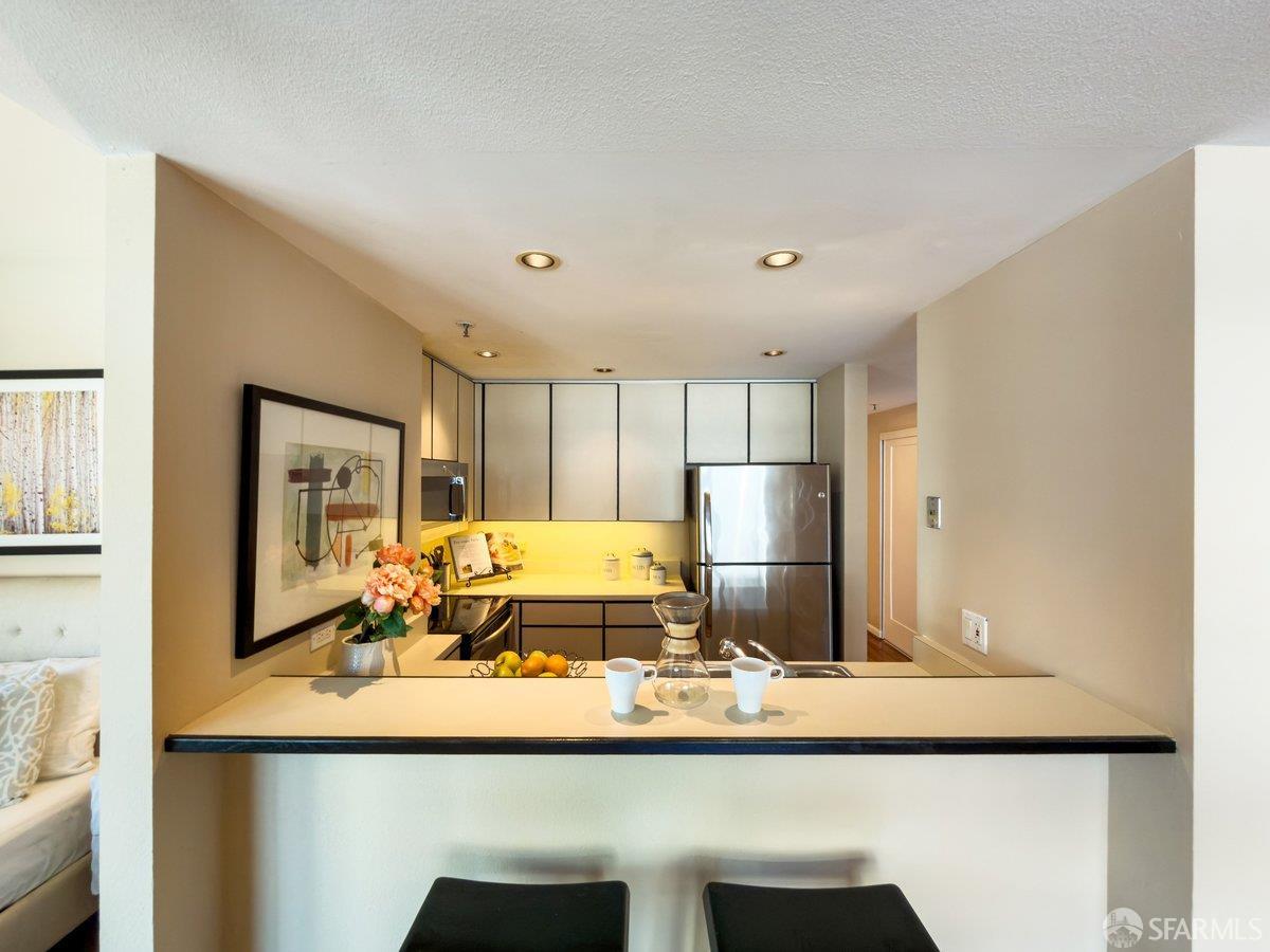 601 Van Ness Avenue # 411