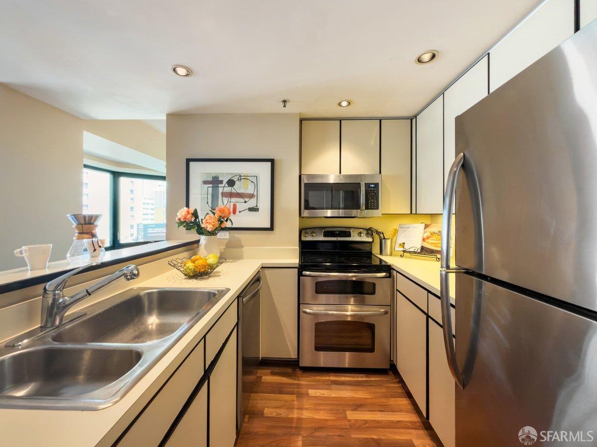 601 Van Ness Avenue # 411