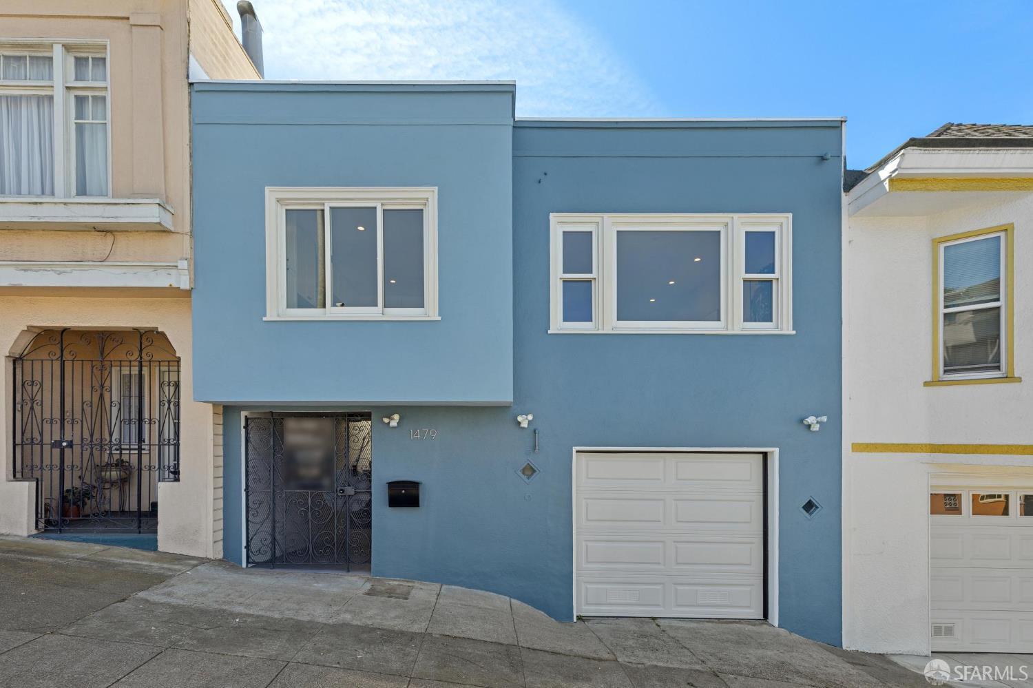 1479 Newcomb Avenue