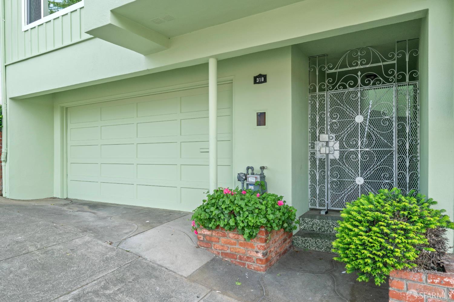 318 Avalon Avenue