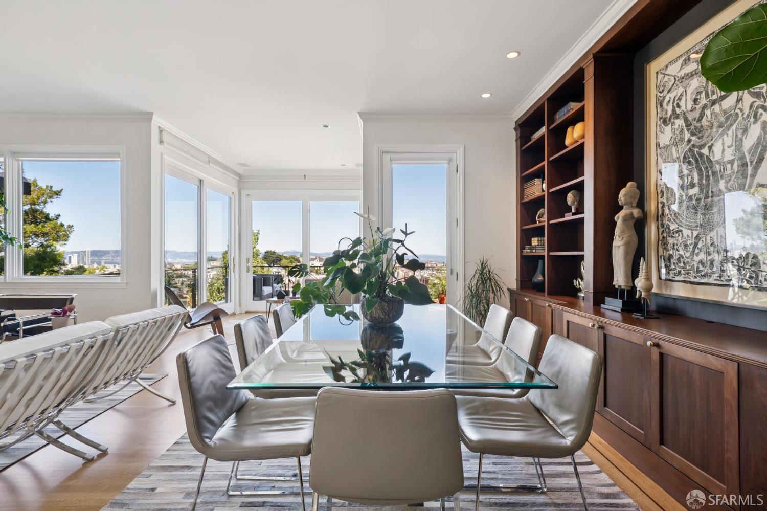 469 Collingwood Street