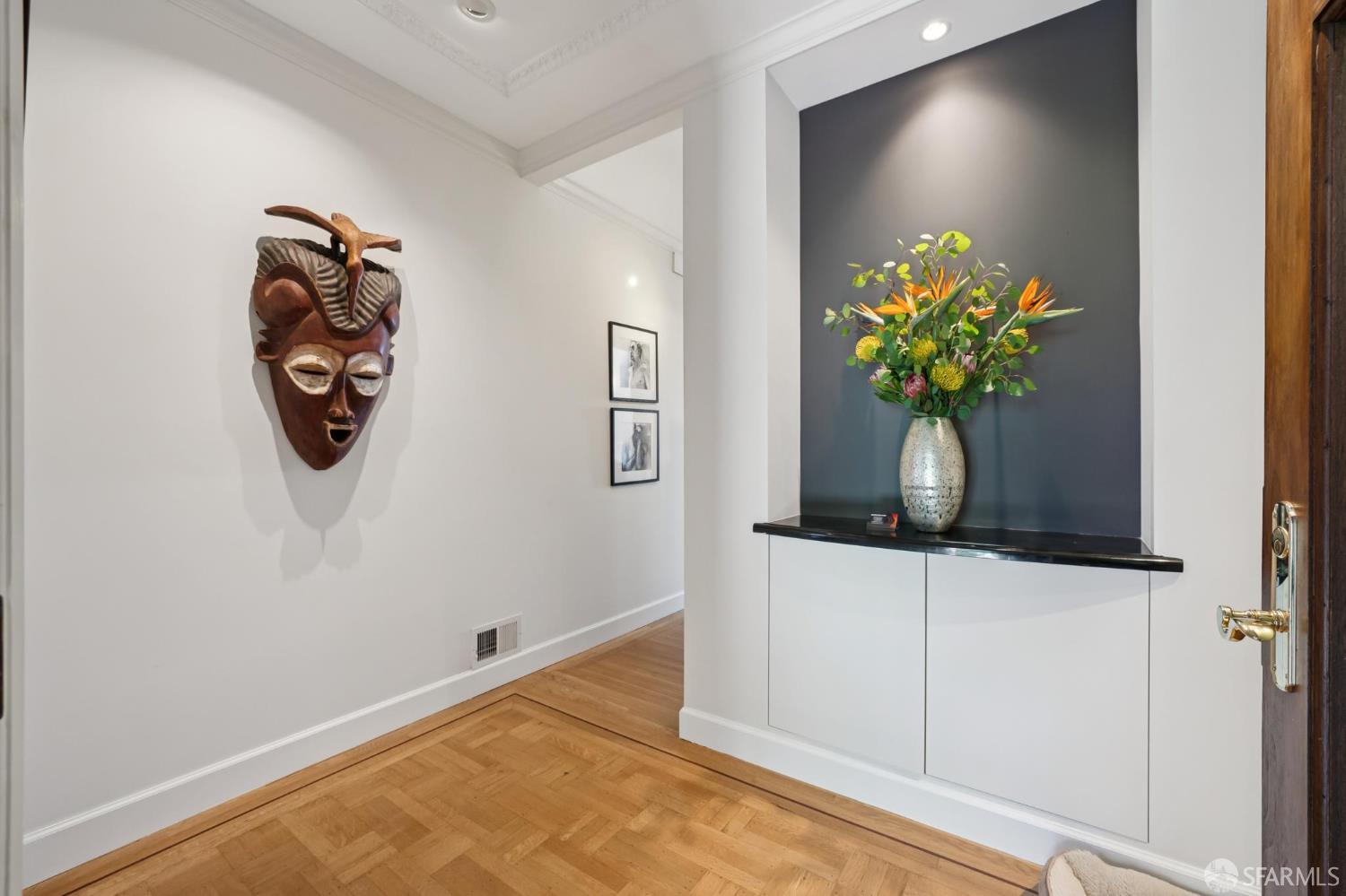 469 Collingwood Street