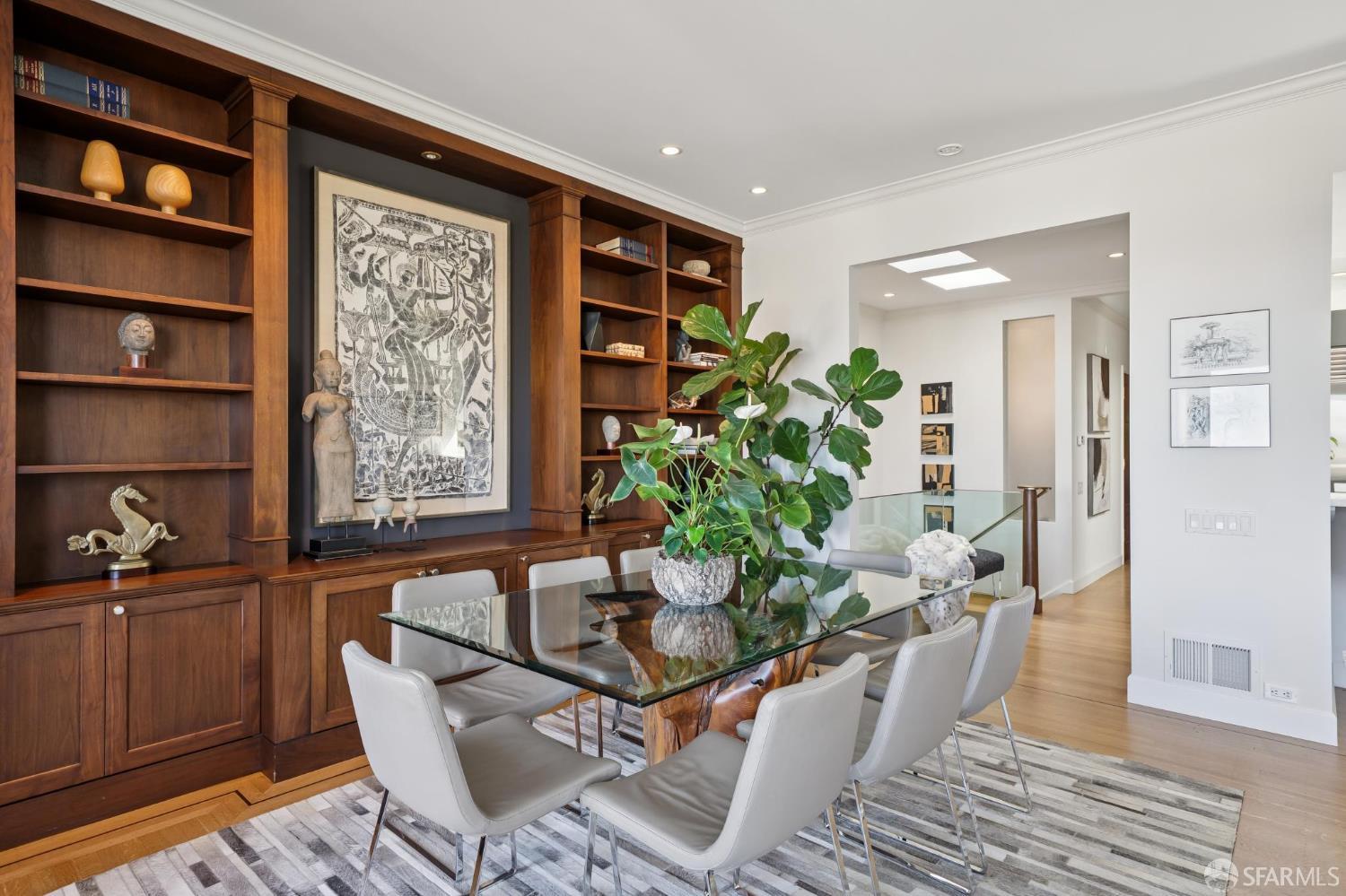 469 Collingwood Street