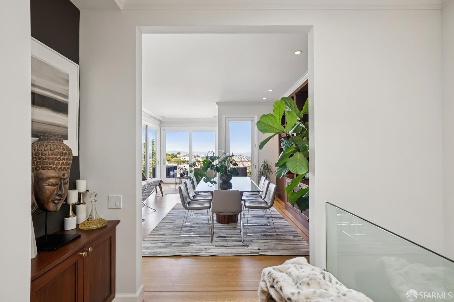 469 Collingwood Street