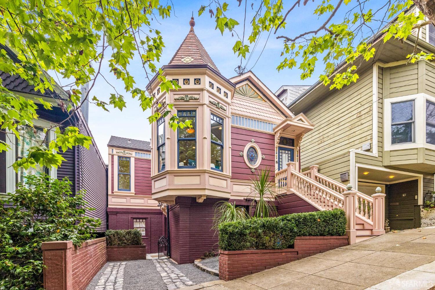 8 Mateo Street