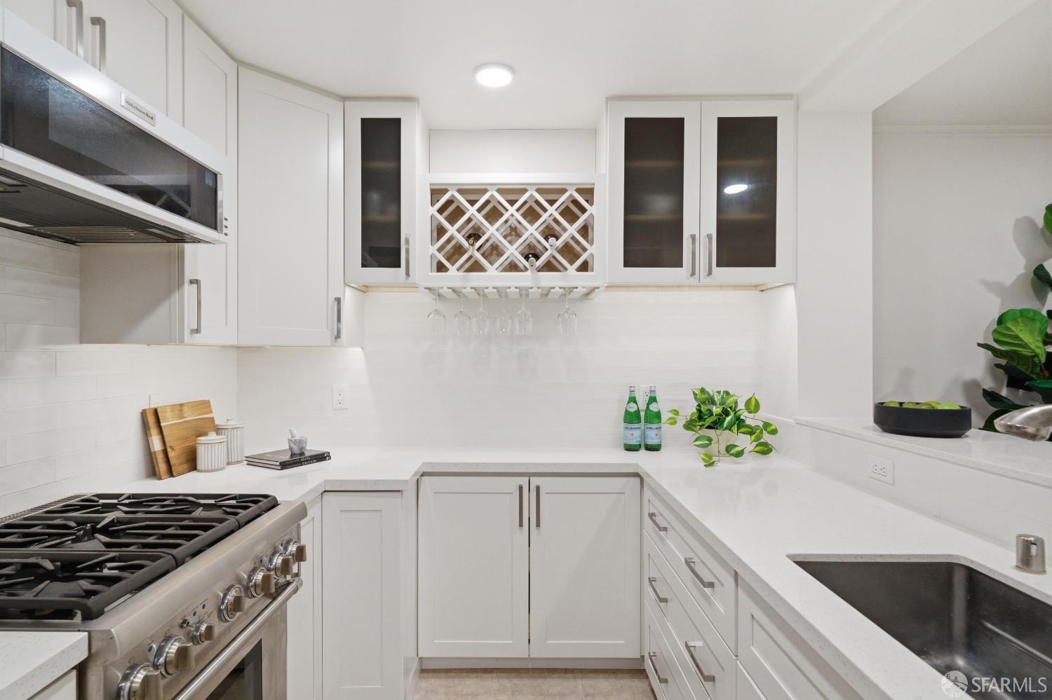 600 Chestnut Street # 207