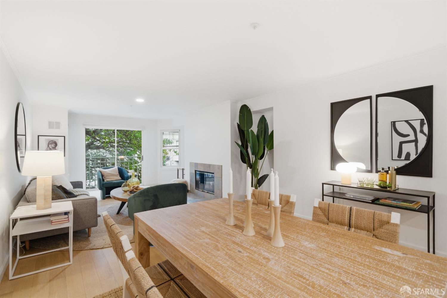 600 Chestnut Street # 207
